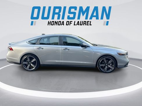 Used 2024 Honda Accord Sport image 9