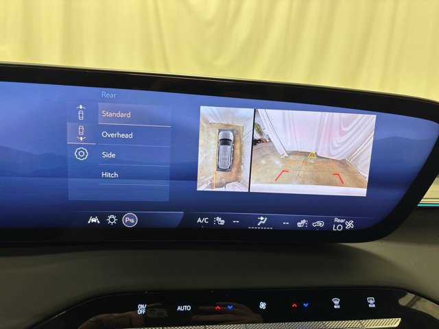Used 2025 Buick Enclave Avenir w/ Super Cruise Package AWD/4WD image 26