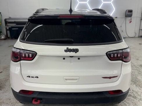 Used 2019 Jeep Compass Trailhawk image 6