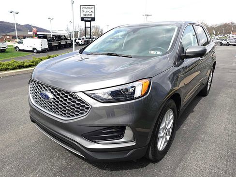 Used 2024 Ford Edge SEL image 7