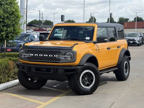Used 2021 Ford Bronco Badlands AWD/4WD image 2