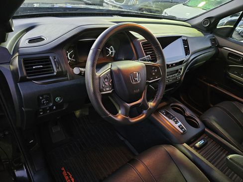 Used 2023 Honda Passport TrailSport image 15