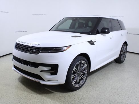 Used 2025 Land Rover Range Rover Sport Dynamic SE AWD/4WD image 4