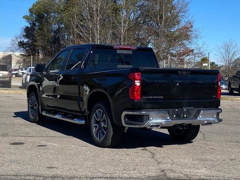 New 2026 Chevrolet Silverado 1500 LT w/ Z71 Off-Road Package AWD/4WD image 6