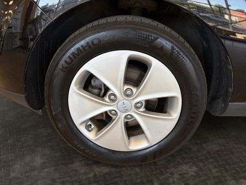 Used 2016 Kia Soul FWD image 31