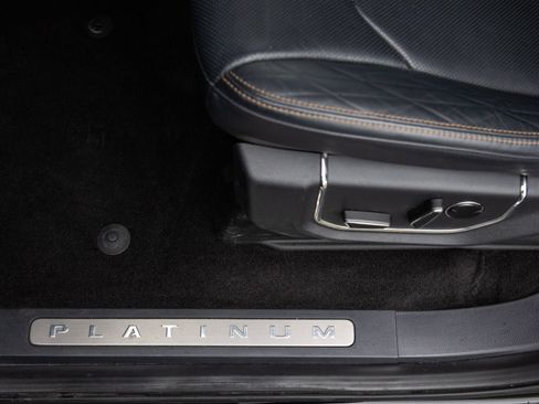 Used 2023 Ford Expedition Platinum AWD/4WD image 22