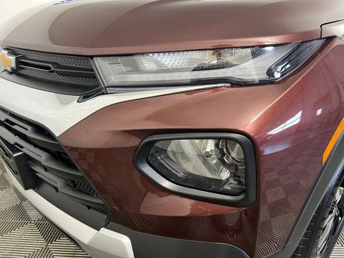 Certified 2022 Chevrolet TrailBlazer LT w/ Convenience Package FWD image 31