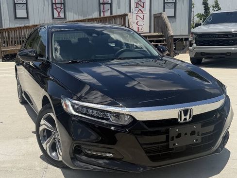 Used 2020 Honda Accord EX image 6