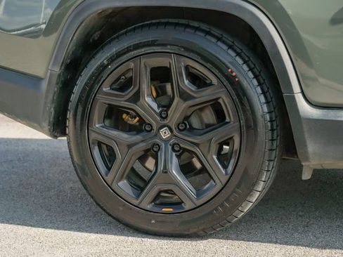 Used 2022 Rivian R1T Launch Edition image 73