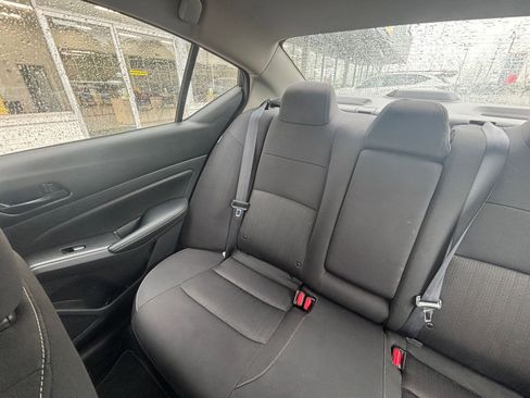 Used 2025 Nissan Altima 2.5 SV FWD image 38