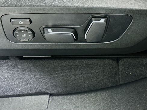 Used 2025 BMW X3 xDrive30i image 13