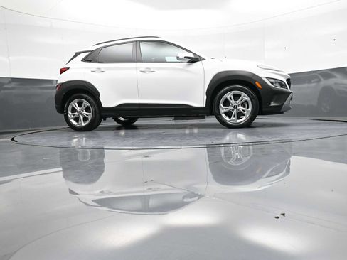 Certified 2023 Hyundai Kona SEL w/ Convenience Package AWD/4WD image 28
