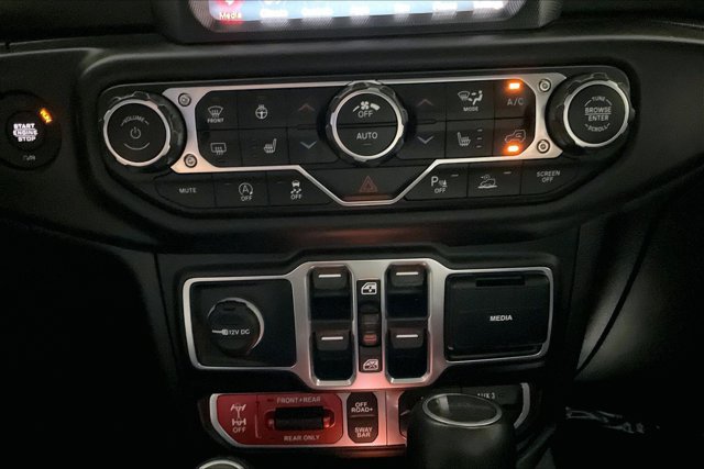 Used 2020 Jeep Gladiator Rubicon AWD/4WD image 32