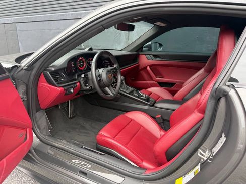 Certified 2022 Porsche 911 GT3 RWD image 4