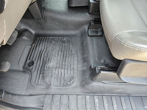 Used 2017 Ford F350 XL RWD image 27