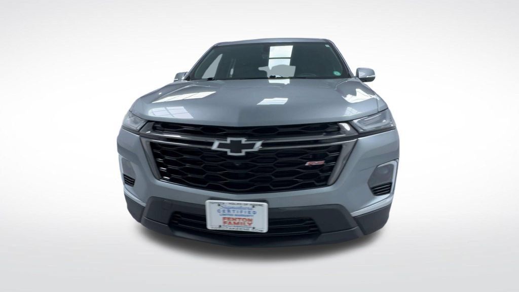 Used 2023 Chevrolet Traverse RS AWD/4WD image 3