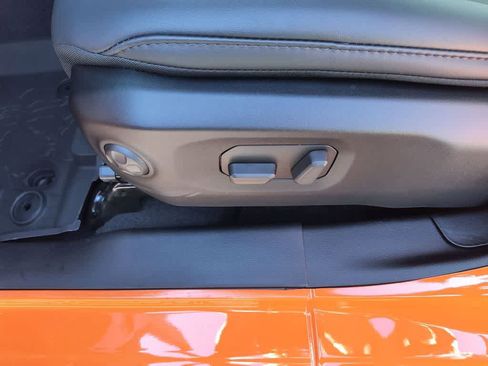 New 2025 Jeep Gladiator Rubicon w/ Convenience Group image 12