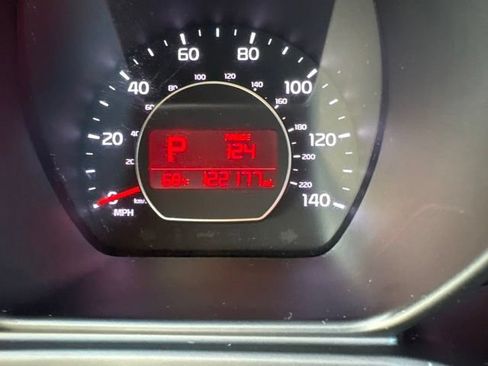 Used 2019 Kia Soul FWD image 29