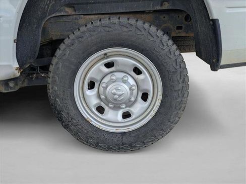 Used 2014 RAM 2500 Tradesman image 16