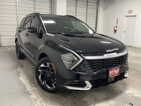 Used 2024 Kia Sportage SX image 1