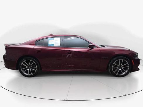 Used 2022 Dodge Charger R/T w/ Plus Group RWD image 5