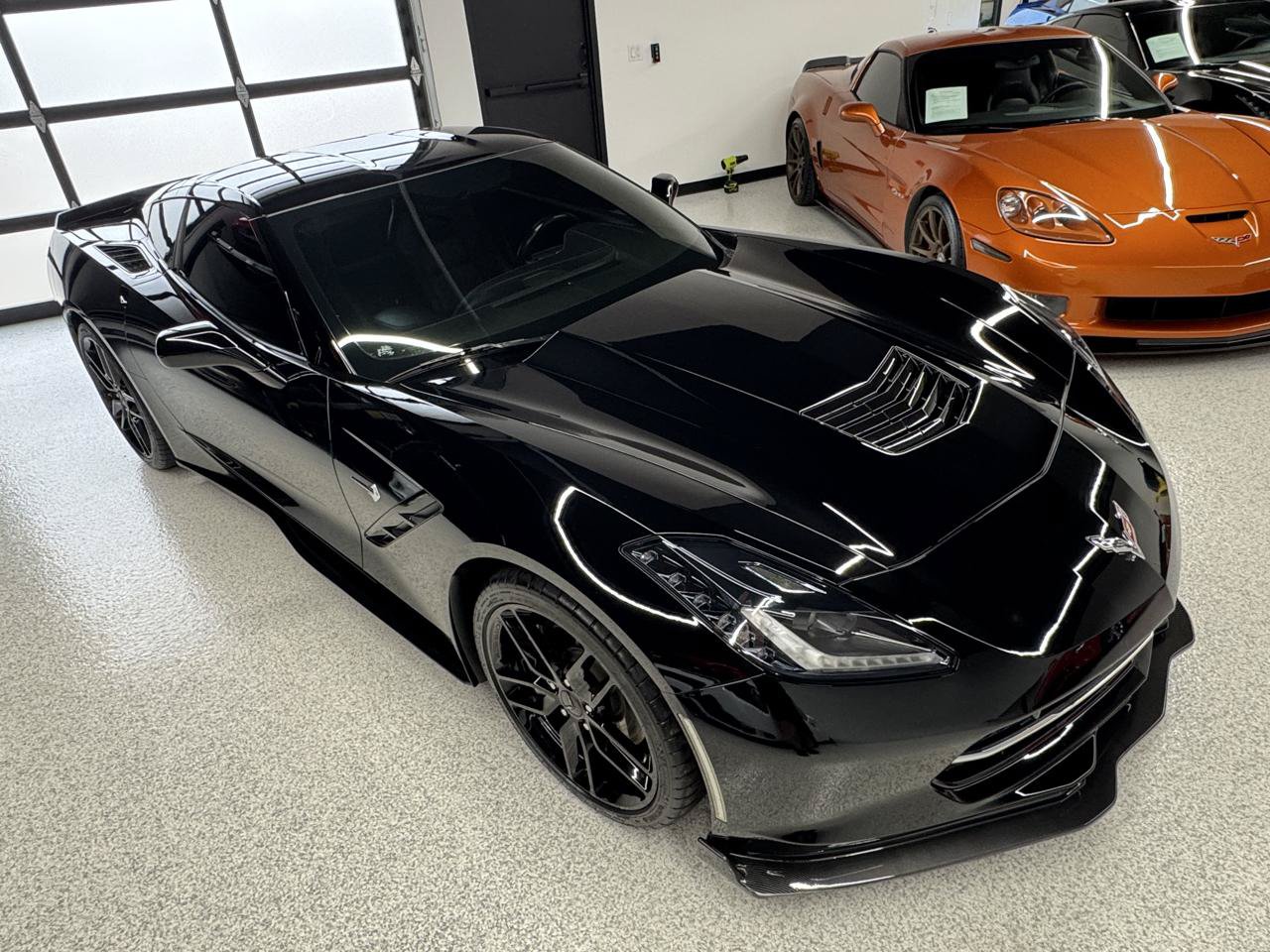 Used 2019 Chevrolet Corvette Stingray Coupe w/ 1LT RWD image 21