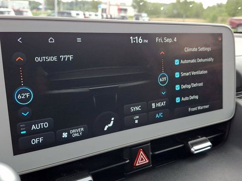 Used 2024 Hyundai Ioniq 5 SEL AWD/4WD image 17