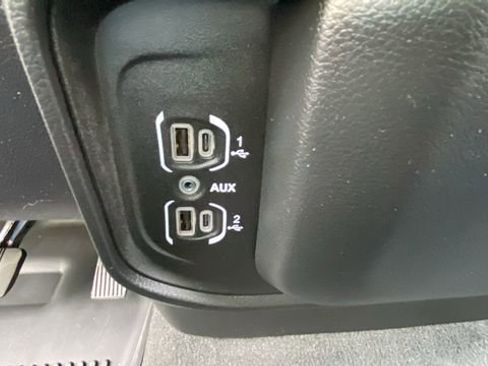 Used 2022 RAM 1500 Big Horn AWD/4WD image 27