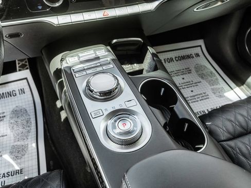 Used 2023 Genesis GV70 3.5T Sport w/ Sport Prestige Package AWD/4WD image 18