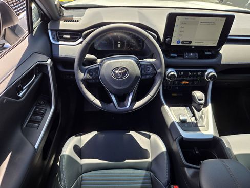 Used 2023 Toyota RAV4 XSE AWD/4WD image 13