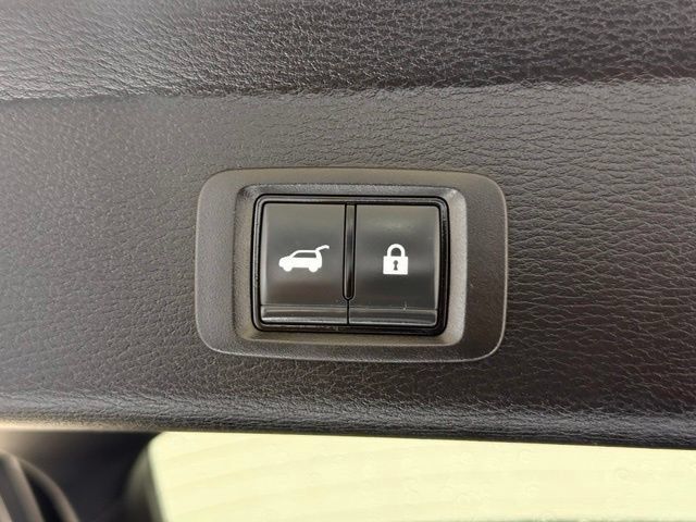 Used 2024 Mitsubishi Outlander SE AWD/4WD image 5