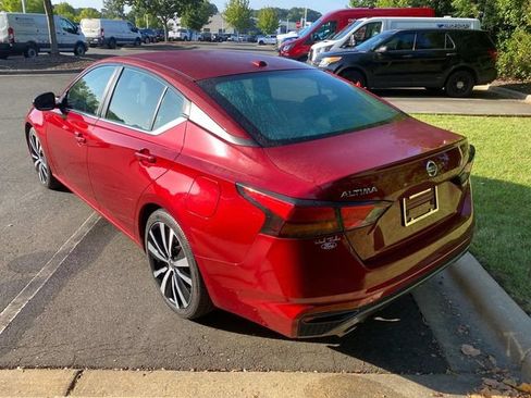 Used 2022 Nissan Altima 2.5 SR FWD image 29
