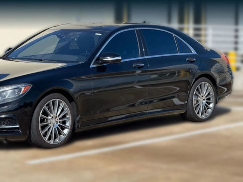 Used 2015 Mercedes-Benz S 550 Sedan image 4