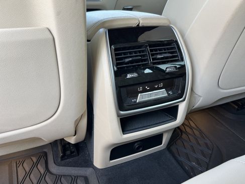 Used 2020 BMW X5 sDrive40i w/ Premium Package image 40