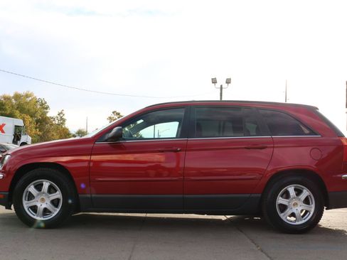 Used 2004 Chrysler Pacifica AWD image 15