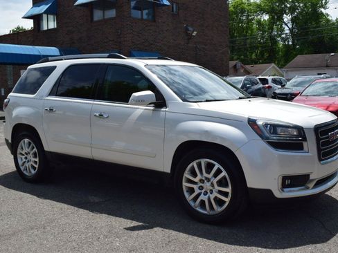 Used 2015 GMC Acadia SLT w/ Premium Edition FWD image 4