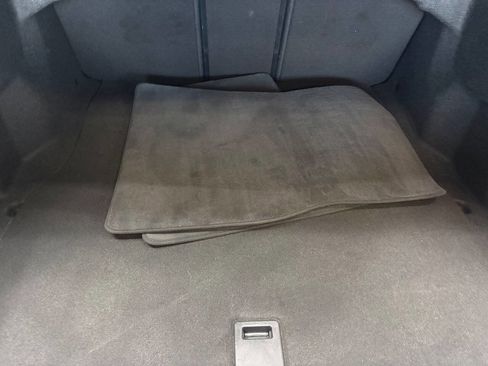 Used 2016 Mercedes-Benz C 300 Luxury image 42