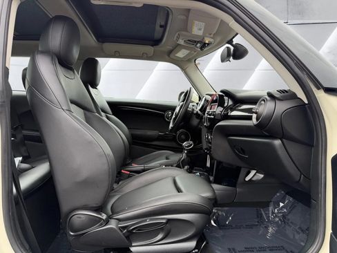 Used 2014 MINI Cooper S FWD image 16