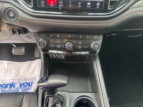 Used 2024 Dodge Durango GT image 14