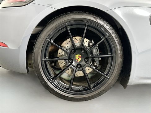 Certified 2025 Porsche 718 Cayman GT4 image 13