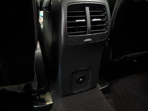 Certified 2024 Ford Escape Platinum AWD/4WD image 28