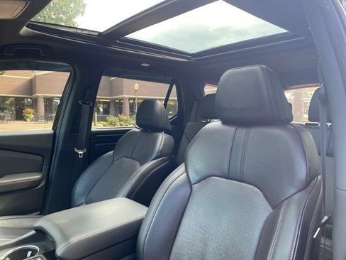 Used 2025 Honda Pilot Black Edition image 18
