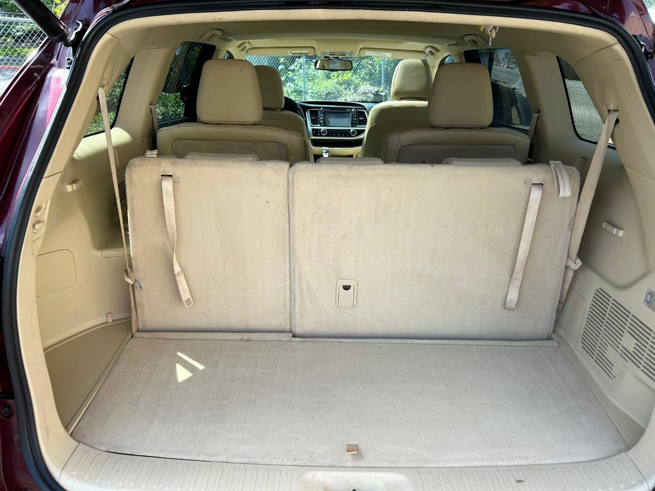 Used 2015 Toyota Highlander Limited AWD/4WD image 16