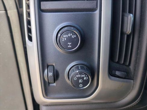 Used 2017 GMC Sierra 1500 SLE w/ SLE Value Package image 17