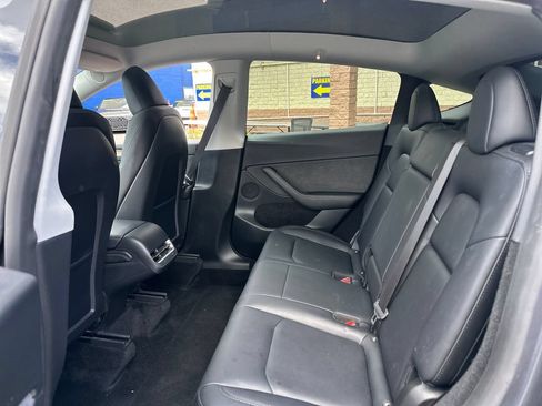 Used 2023 Tesla Model Y Long Range AWD/4WD image 14