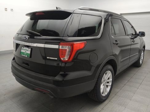Used 2016 Ford Explorer FWD image 9