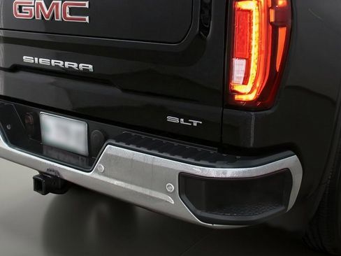 Used 2020 GMC Sierra 1500 SLT w/ SLT Premium Plus Package image 8