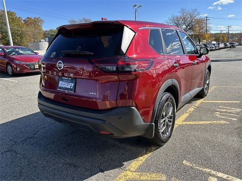 Certified 2021 Nissan Rogue S image 8