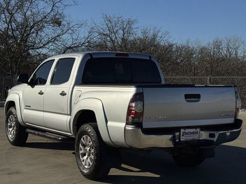 Used 2013 Toyota Tacoma PreRunner w/ SR5 Pkg RWD image 4
