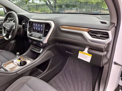 Used 2021 GMC Acadia SLE FWD image 37